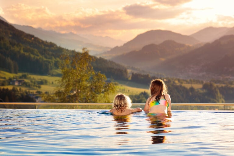 Read more about the article 6 מלונות למשפחות עם ילדים בטירול האיטלקי