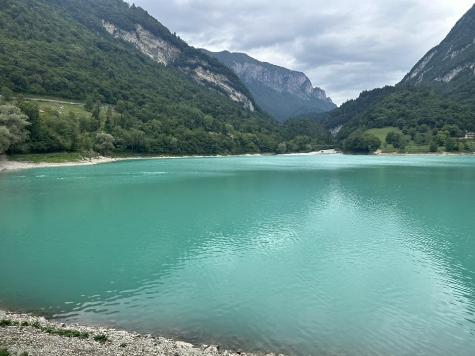 אגם טנו (ג'ני שארב)