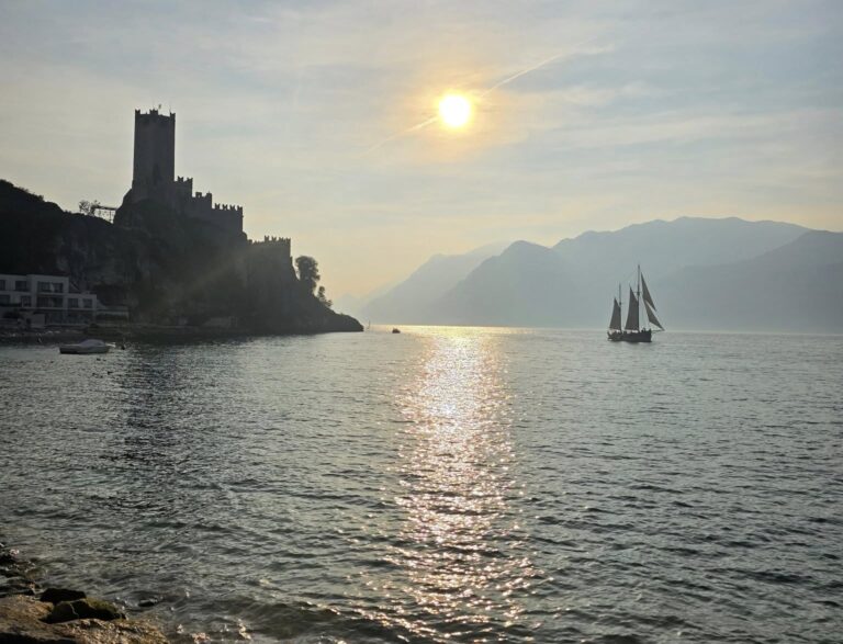 Read more about the article הטיול של יסמין ומיכאל עם הילדים – שבוע של טבע באגם גארדה ומולבנו