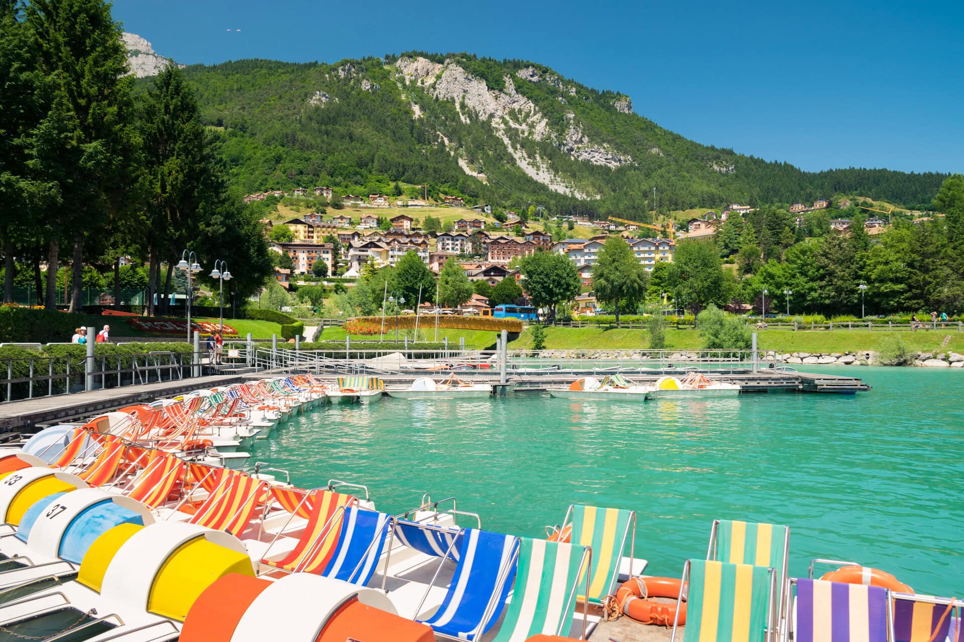 אגם מולבנו בקיץ