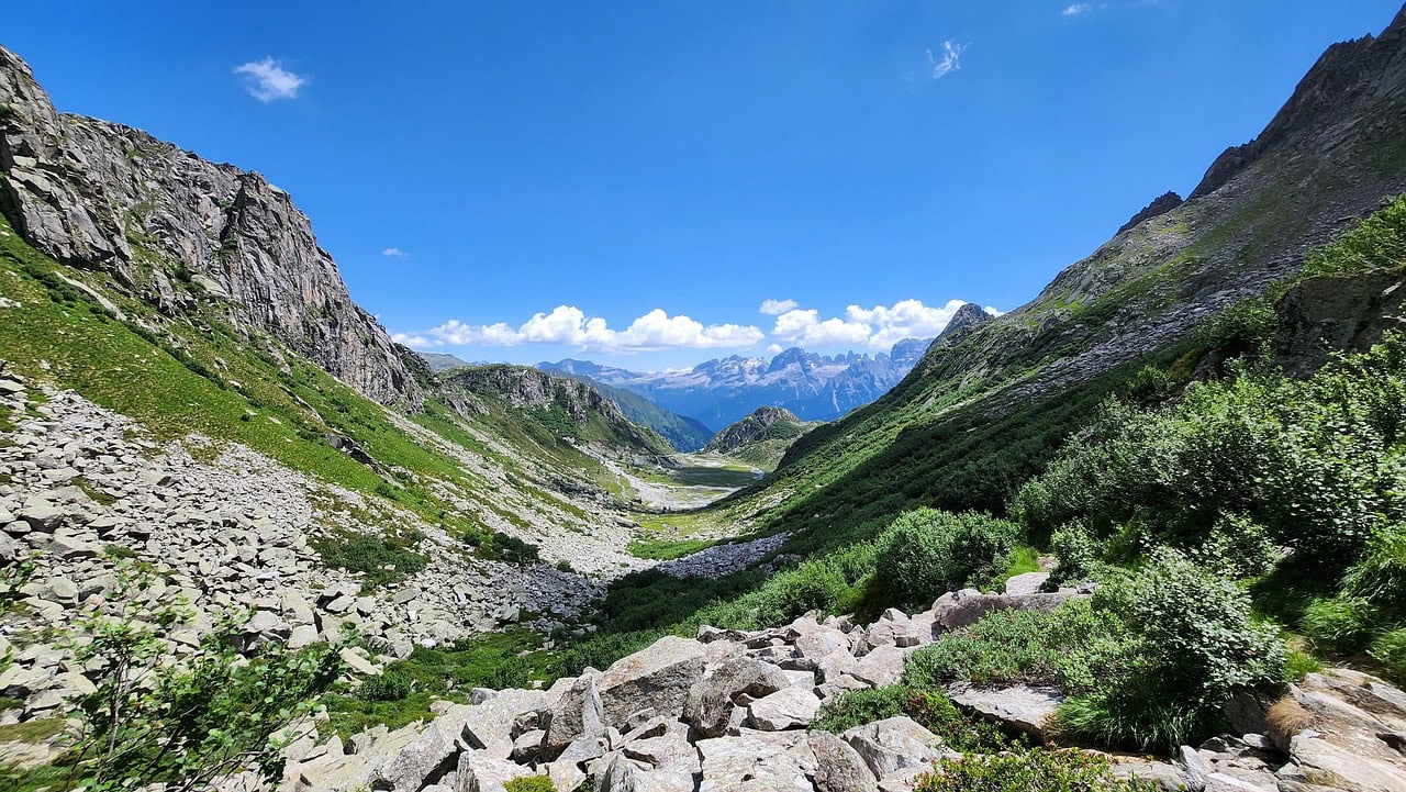 הרכס מעל פינצולו